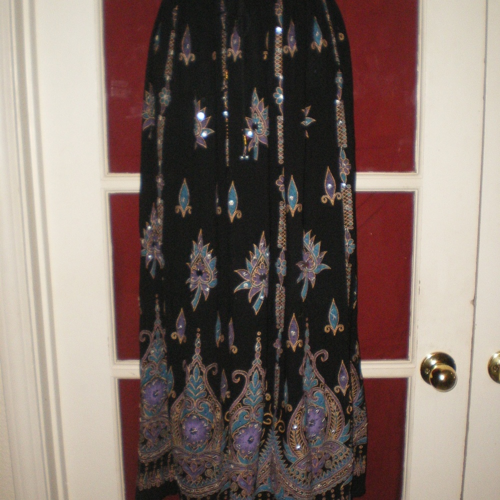 NWOT Vintage 1980's Asian Boho Black Skirt w/ Embellishments- One Size Fit